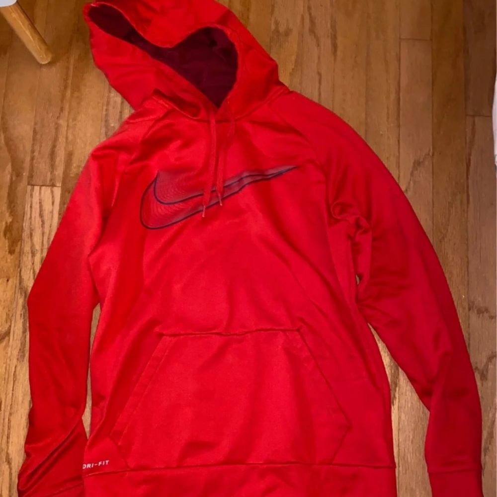 nike sweatshirt